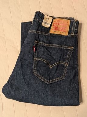NWT Levi’s 505 Regular Men’s Jeans Dark Wash 34x32 Stretch